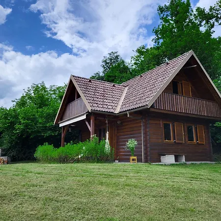 Chalet Hillside